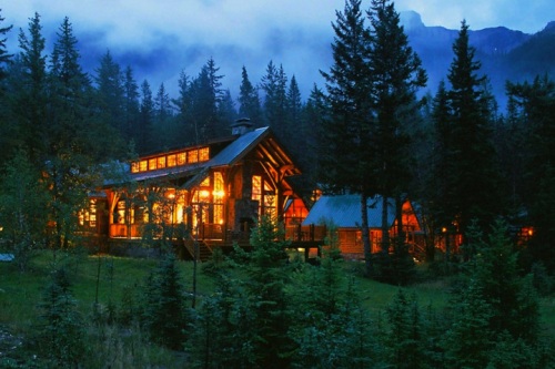 CATHEDRAL MOUNTAIN LODGE 008